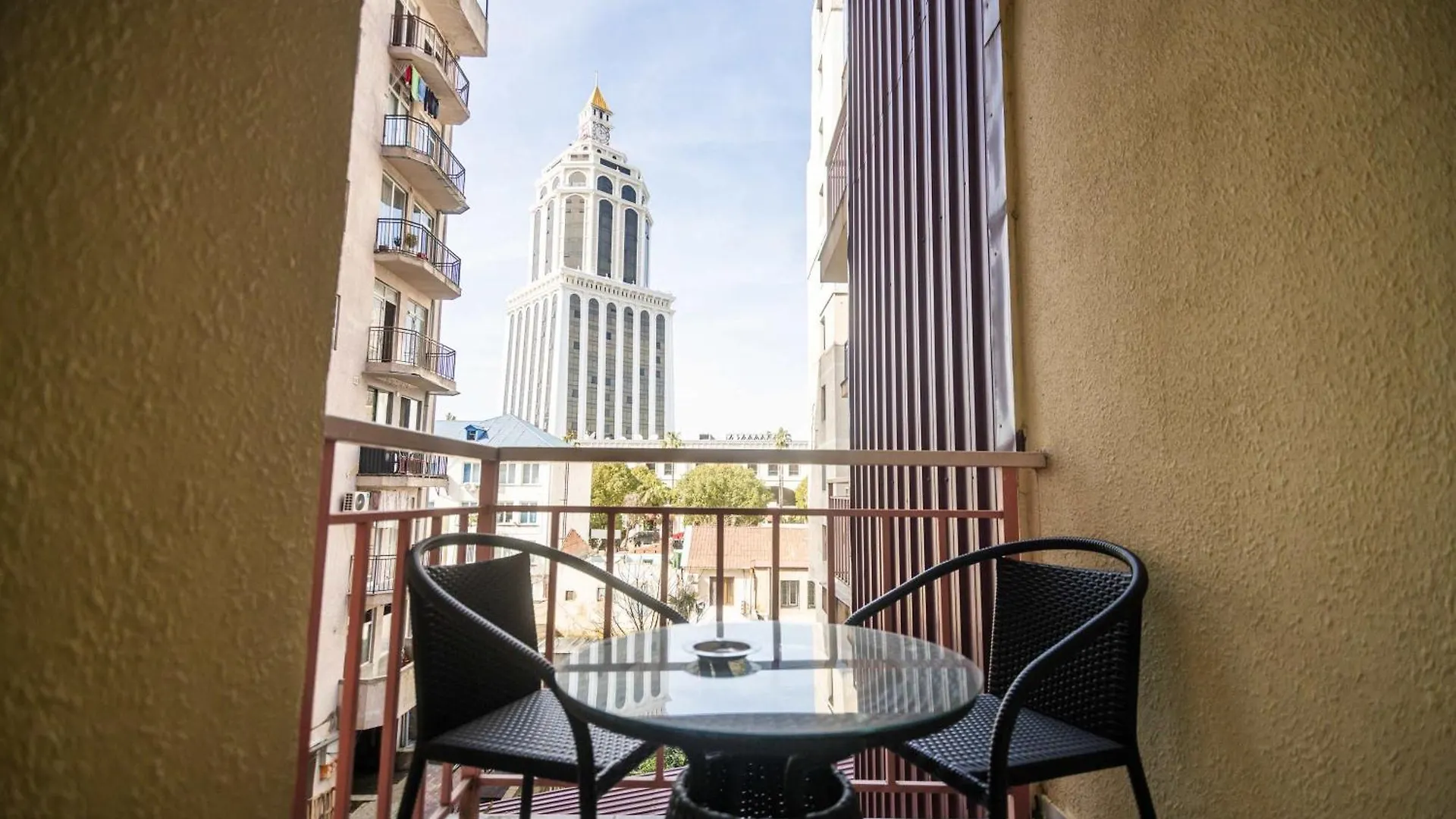Batumi 3-Apt Combo 3Br 3 Bath Sleeps 9 - Wehost 0*,  جورجيا